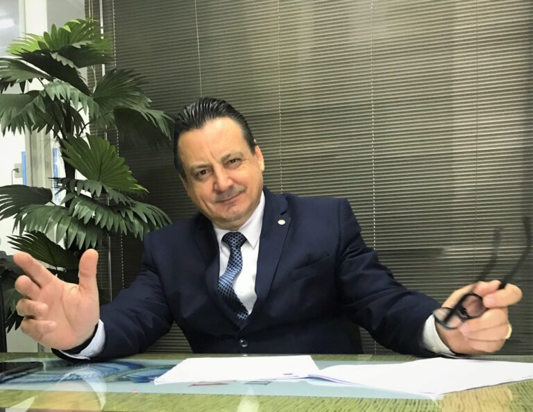 Dr-Fernando-2048x1584